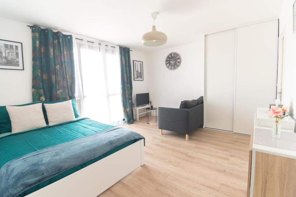 Ferienwohnung Le Citadin-T1-28M2-Pte Paris M7 Le Kremlin-Bicêtre Exterior foto