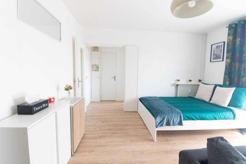 Ferienwohnung Le Citadin-T1-28M2-Pte Paris M7 Le Kremlin-Bicêtre Exterior foto