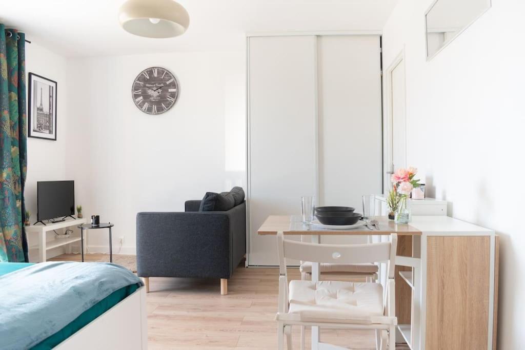 Ferienwohnung Le Citadin-T1-28M2-Pte Paris M7 Le Kremlin-Bicêtre Exterior foto